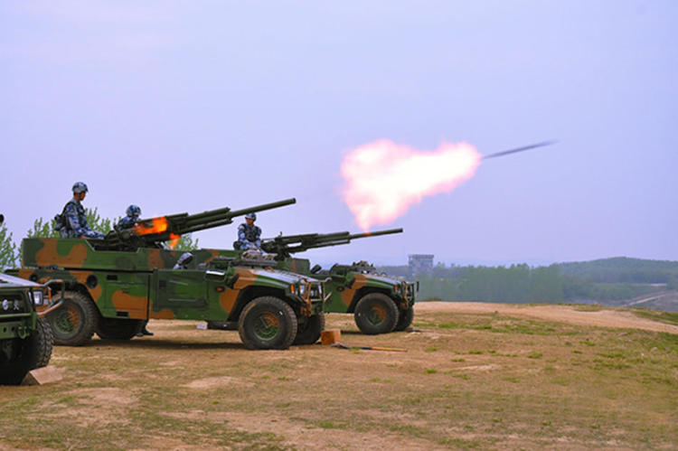 41军装备新型车载速射迫击炮