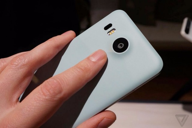 售价2400元起谷歌nexus5x真机图赏