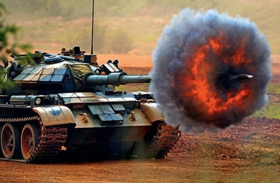 59d坦克发威主炮开火瞬间超猛