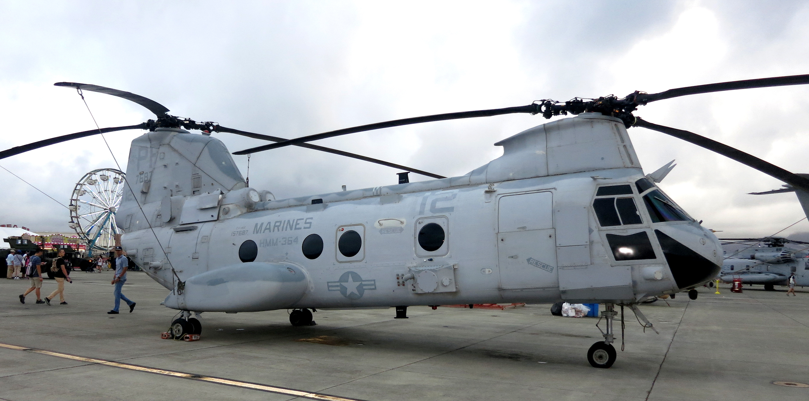 海军陆战队的ch-46海骑士 26/29 隐藏描述