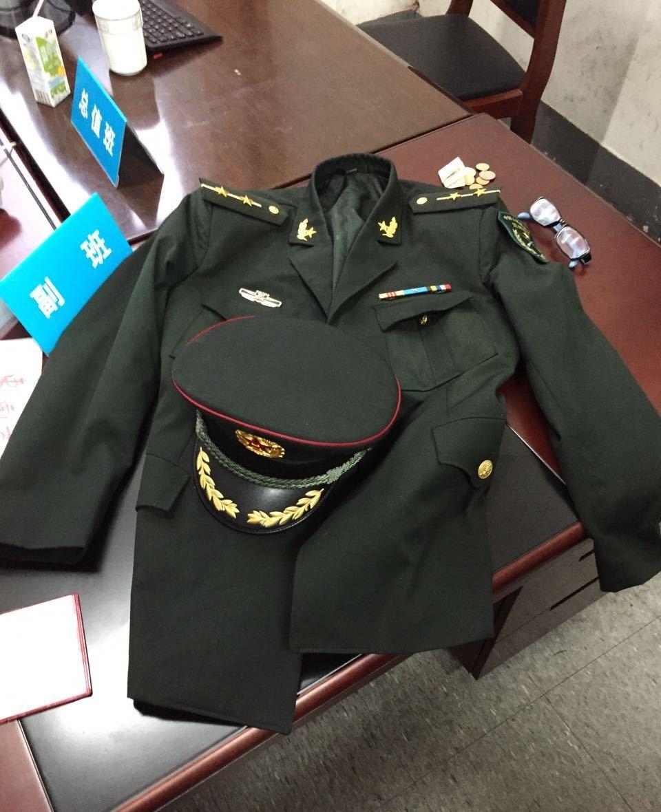 "校园求婚"闹剧假军人被刑拘