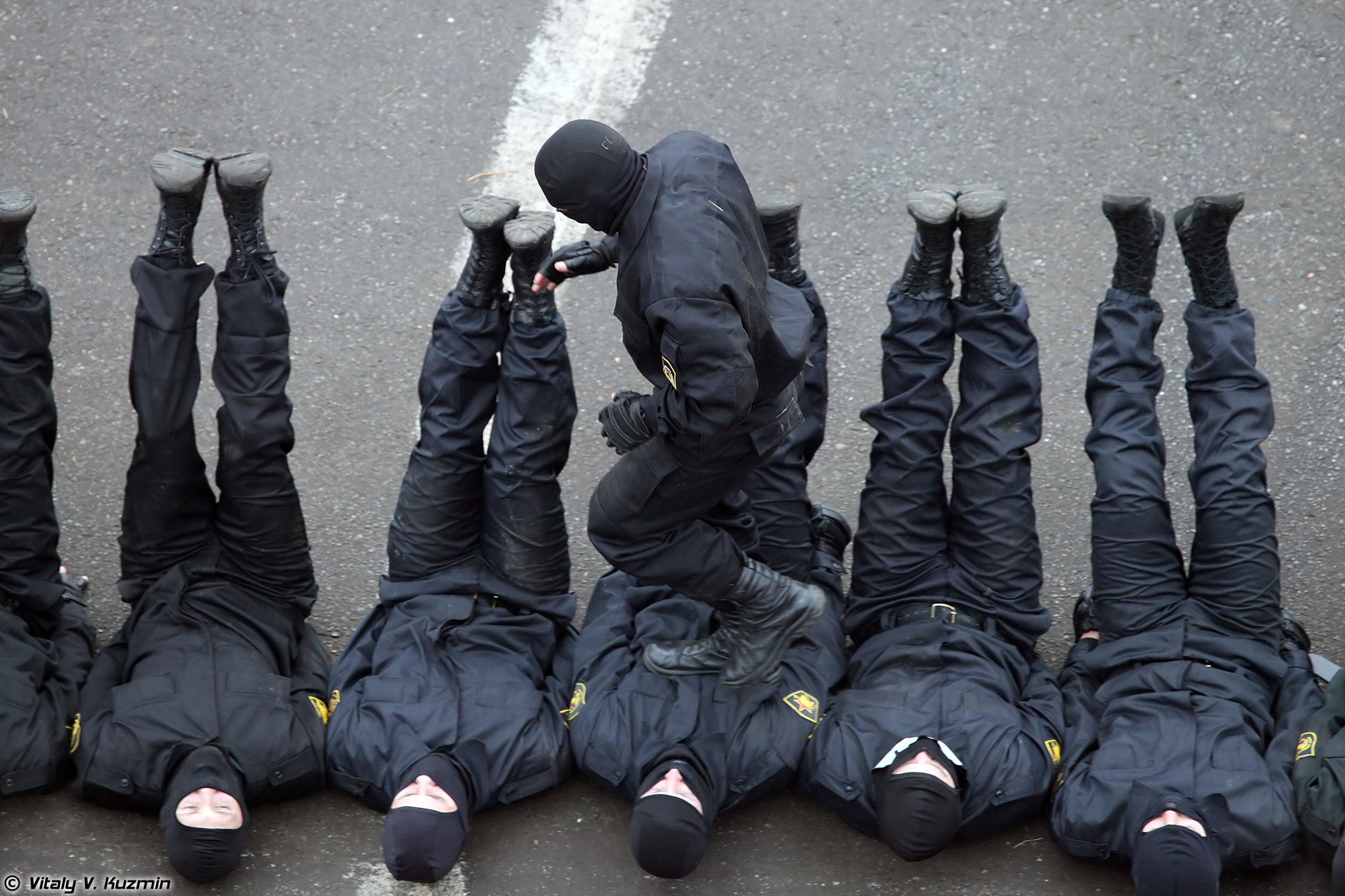 俄罗斯反恐部队作风实在彪悍暴烈