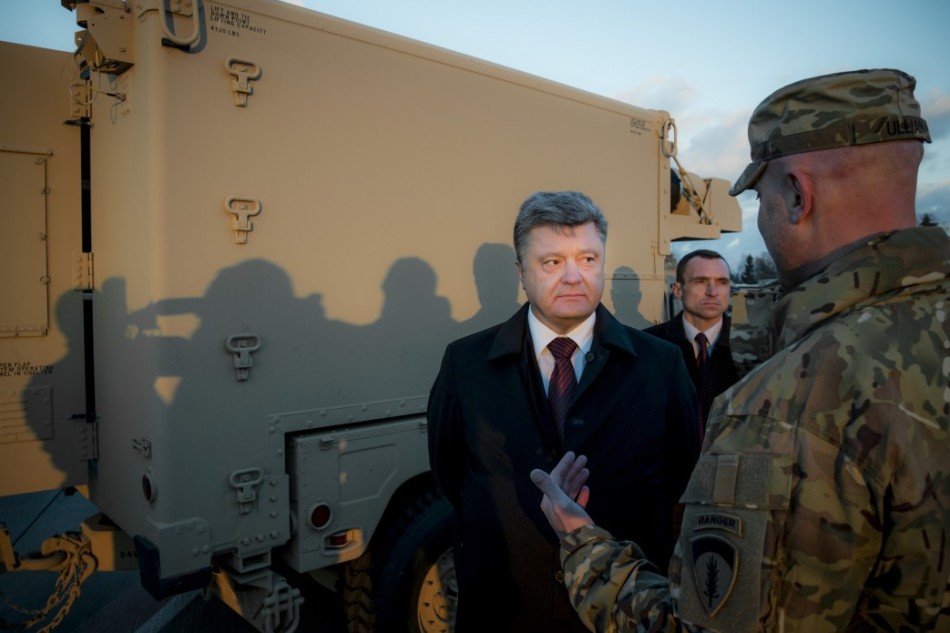 乌克兰总统军服图片