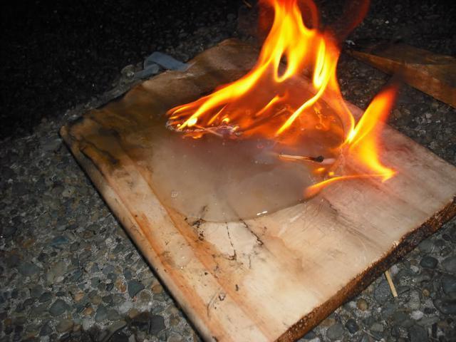 比白磷弹还恐怖:凝固汽油弹