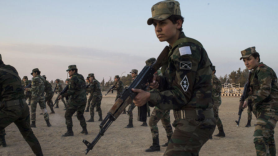 叙利亚政府军女兵如何炼成