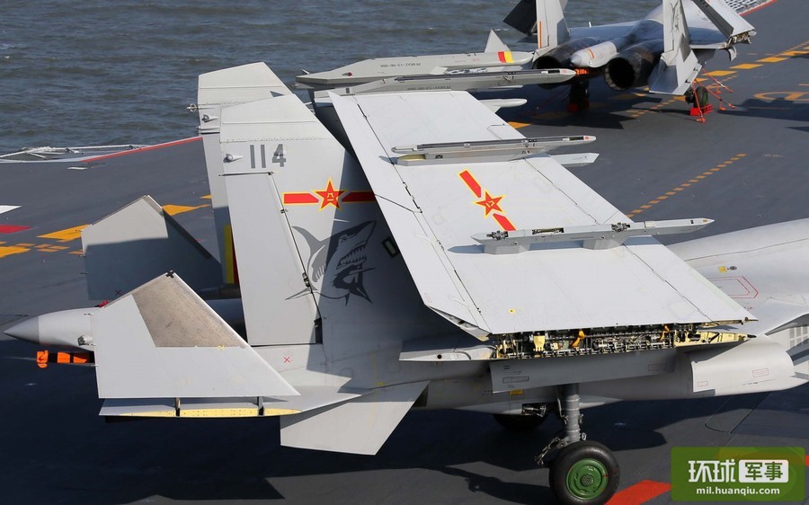 歼15舰载机史上最清晰猛照曝出