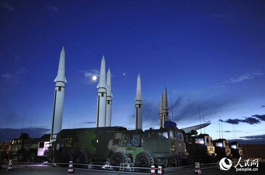 直击火箭军弹道导弹发射现场