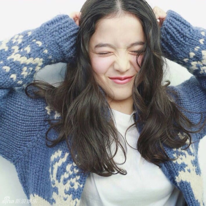 7 日法混血小模特山田直美走红