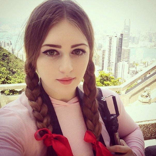 韩国金刚芭比来袭感受下这奇妙的反差萌