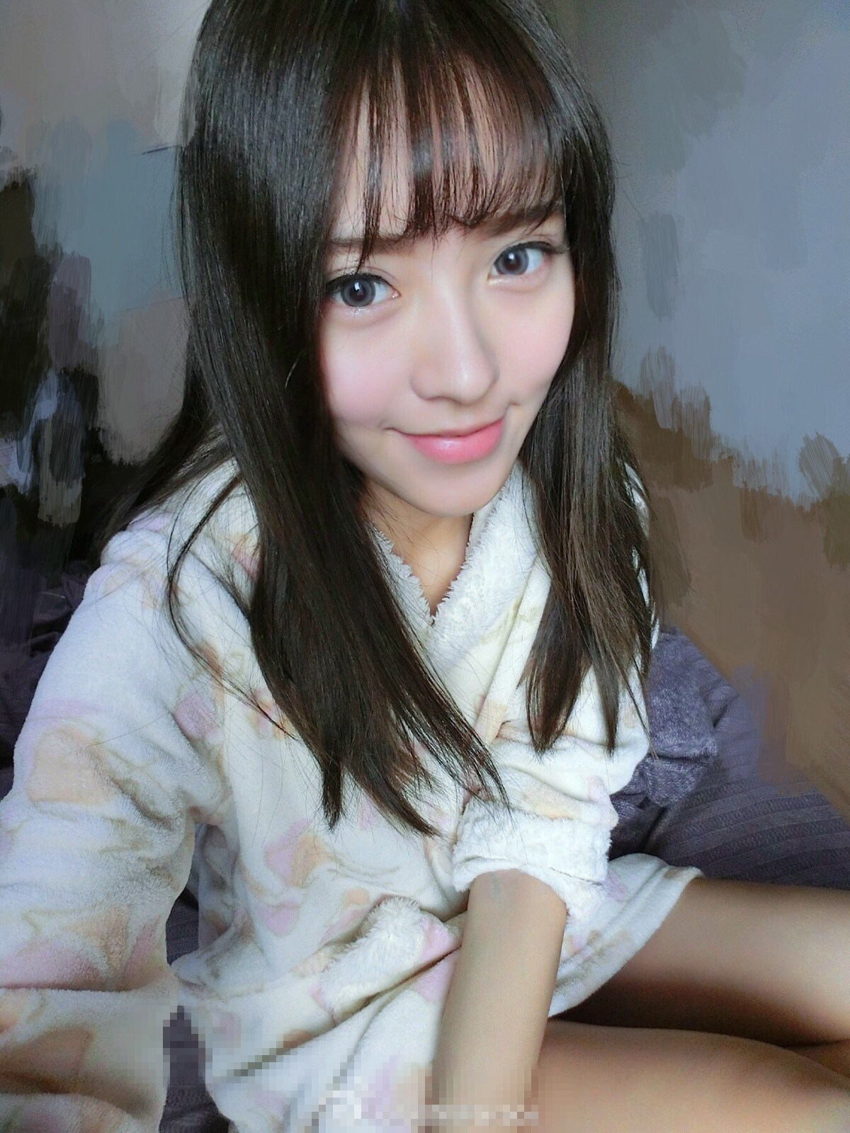 张稀哲女友晒出游照白富美游艇秀美腿