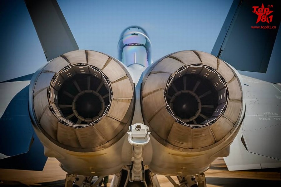 来看形形色色的战斗机尾喷管