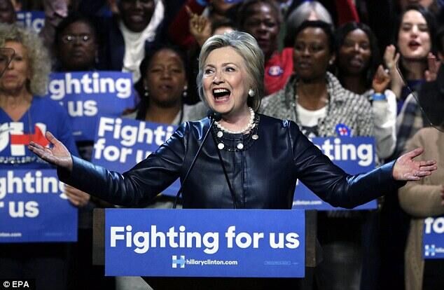 希拉里找御用发型师理发随从车辆导致交通堵塞