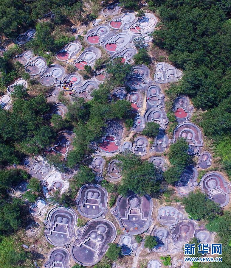 福建大建豪华活人墓 墓葬陋习难改