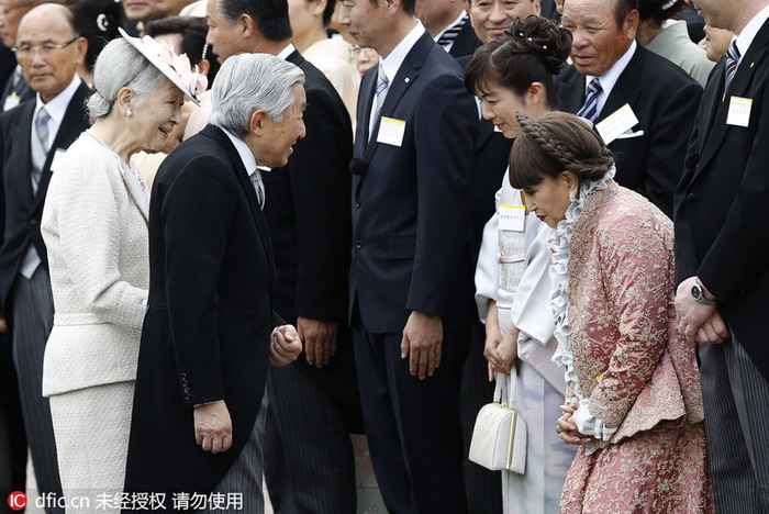 日本天皇御花园举办花园派对多位皇室成员出席