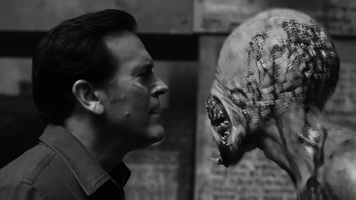 鬼玩人之艾什斗鬼 燃烧瓶的使用方式 弹壳蹦出的那一瞬间 子弹暴虐