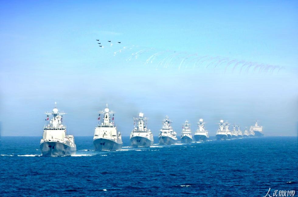 中国海军近年抓紧下饺子,成熟的神盾舰批量下线,迅速提高了南海长期