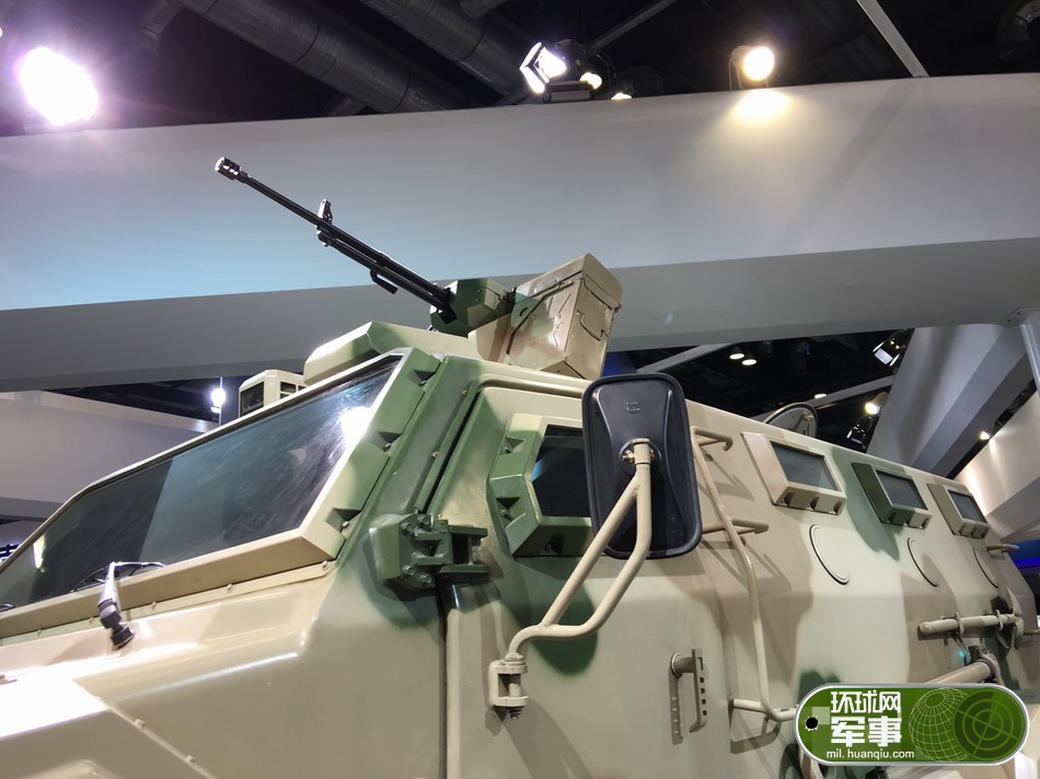 国产警用装甲车正脸样貌彪悍