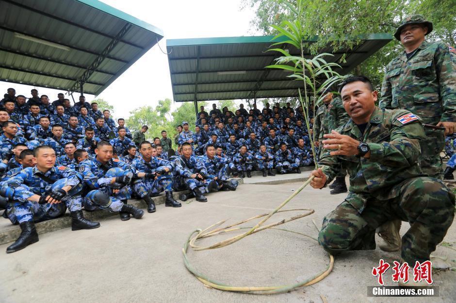 泰国新兵训练图片
