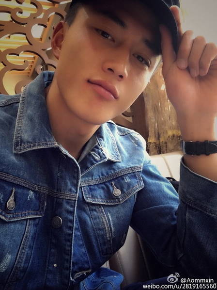 19 武警特战队员杨明鑫走红网络 网友:帅气不输宋仲基