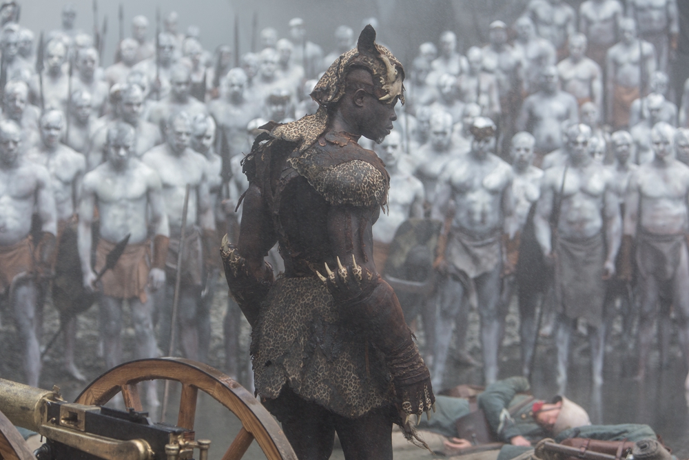 12 《泰山归来》曝光中国版预告 泰山猩群正面肉搏