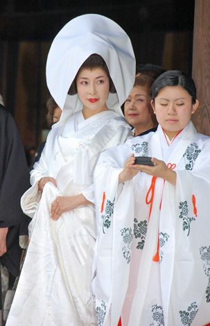 纯白之美白无垢赋予日本女性的独特魅力