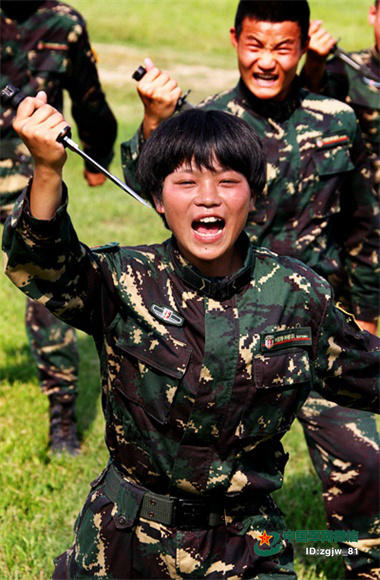 特战女兵有多牛?看完你就知道