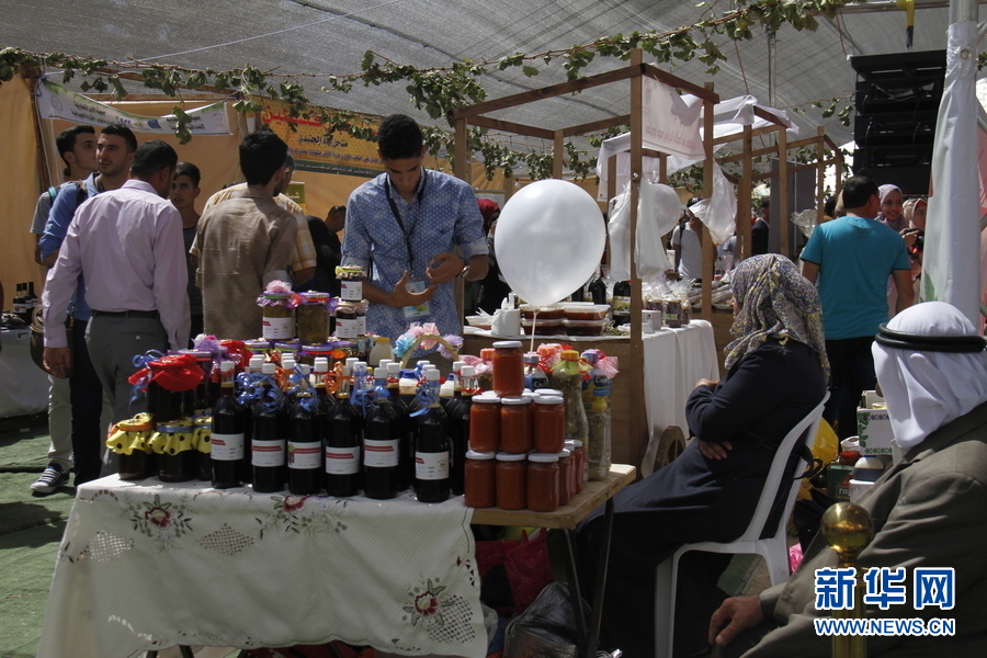 巴勒斯坦举办一年一度葡萄节