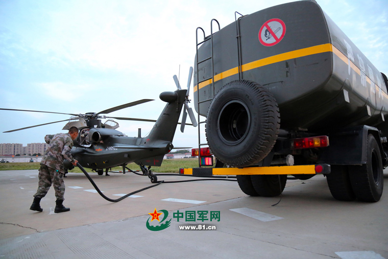 直10武装直升机铺天盖地而来