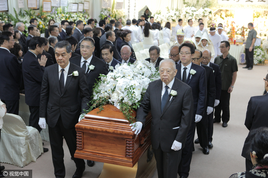 香港富豪郑裕彤出殡董建华梁振英李嘉诚李兆基扶灵