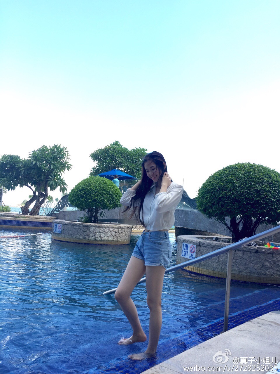 17岁艺考生晒清纯照亭亭玉立引网友赞叹