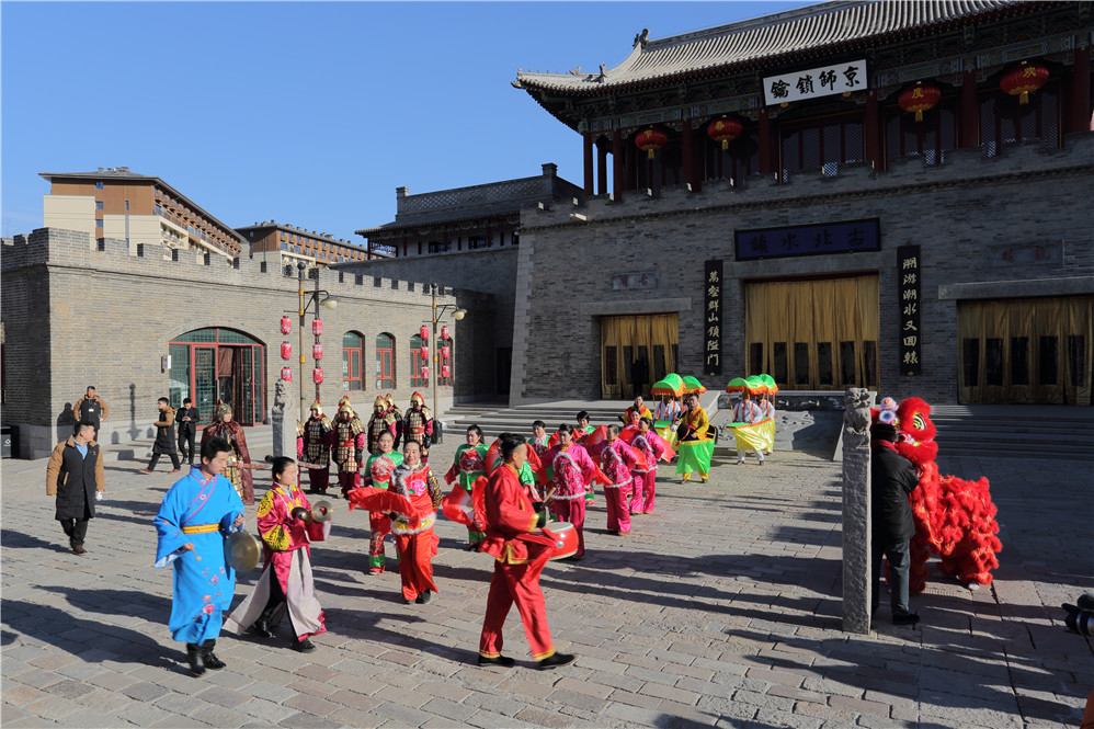 古北水镇浓厚的春节氛围