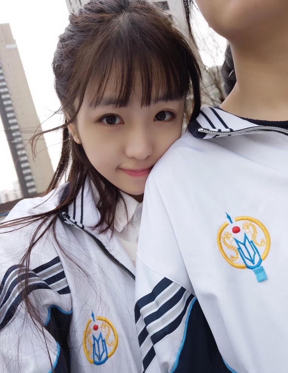 17届艺考女生晒照 00后正式上线