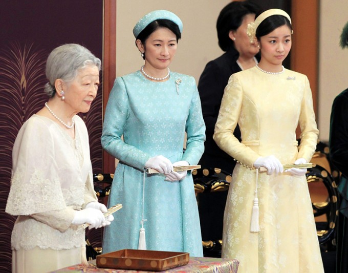 日本皇室颜值担当佳子公主碎花裙出席国宴