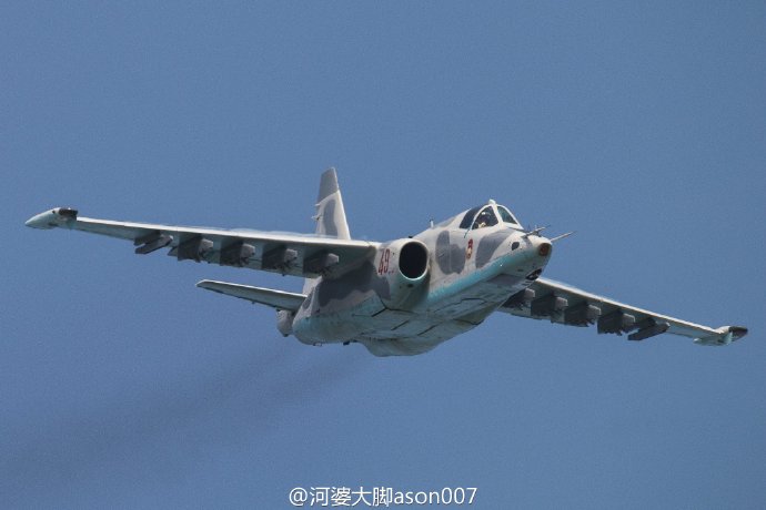 其中朝鲜的米格29战斗机等战机的涂装比较奇特,尤其是米格29的涂装