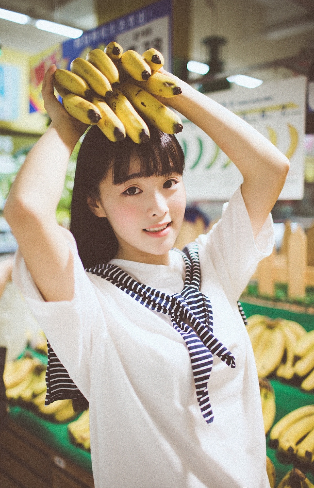 农业大学清纯学妹晒照 笑容甜美似"国民初恋"