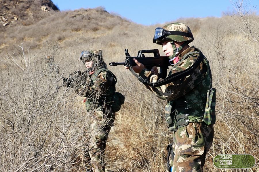 北京武警95-1步枪装瞄准镜