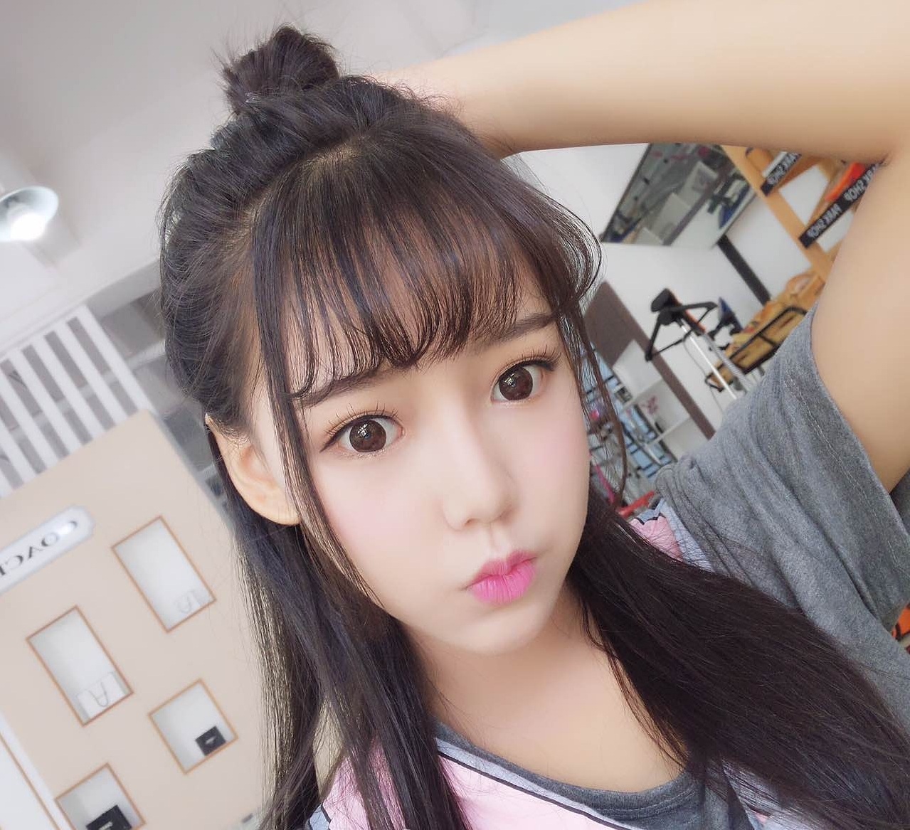 大学女生可爱到犯规顶尖音乐学院追逐梦想