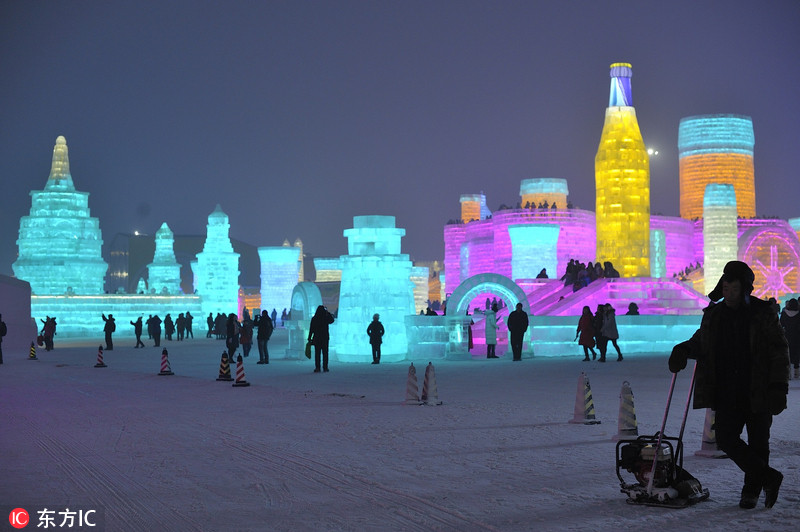 10 探秘哈尔滨国际冰雪节 梦幻水晶王国美到让你"瑟瑟发抖"