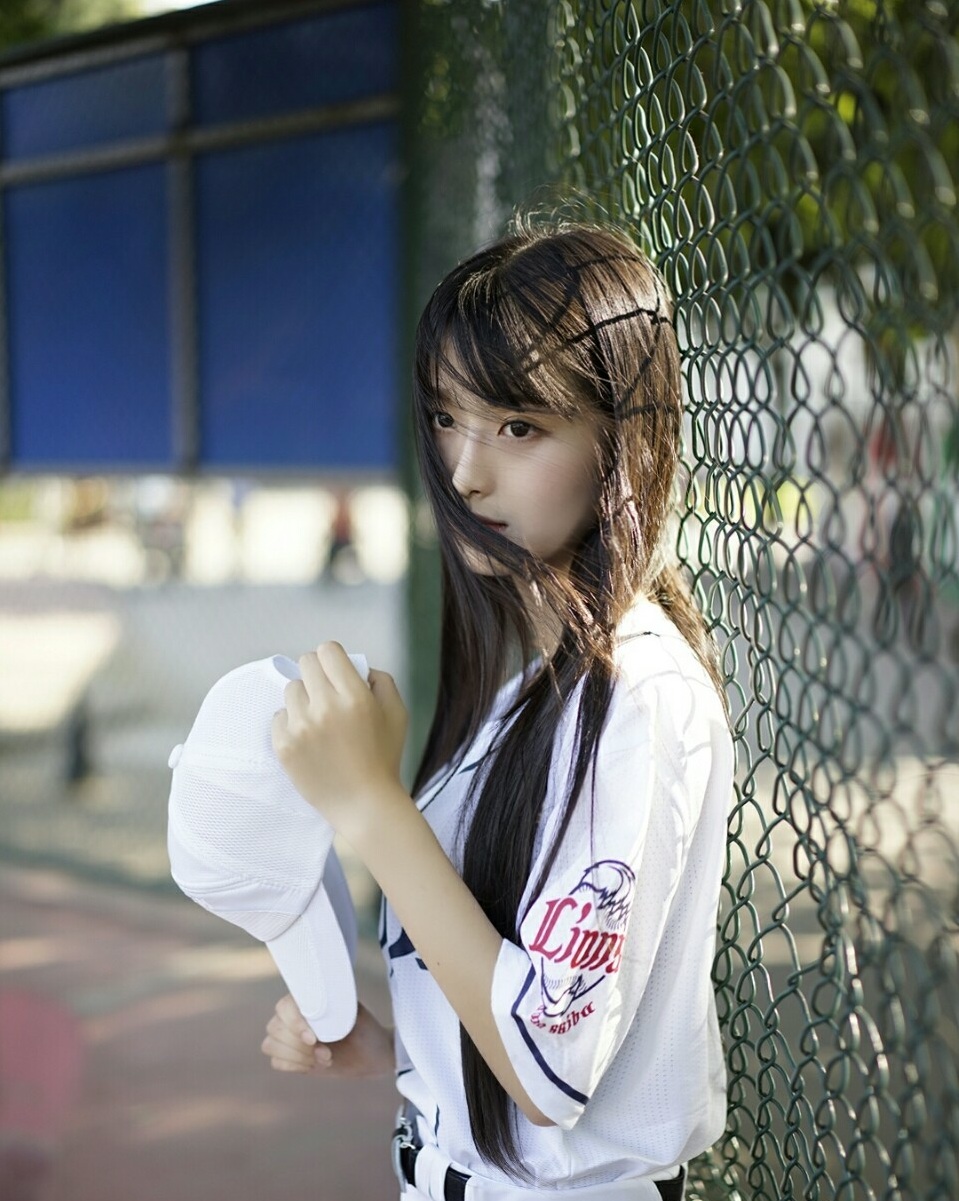 理工大学校花气质写真 网友赞其热情坦率"白羊女