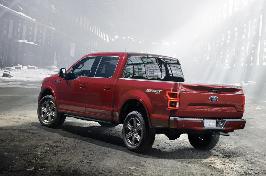 2017款福特f150亮相底特律车展新增柴油引擎