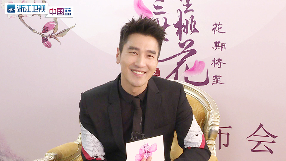 7 浙江卫视专访:杨幂为母则强 赵又廷唯妻钟情