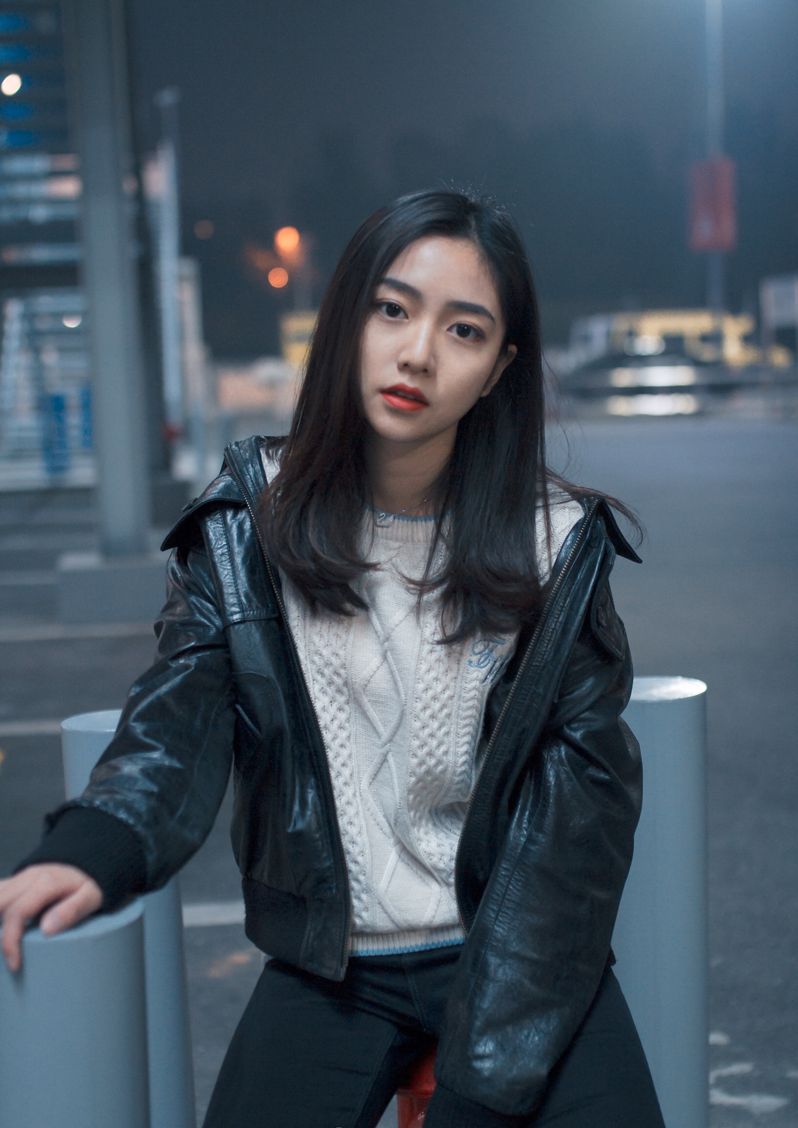 大学女生清纯气质写真 网友送昵称"爱笑的眼睛"