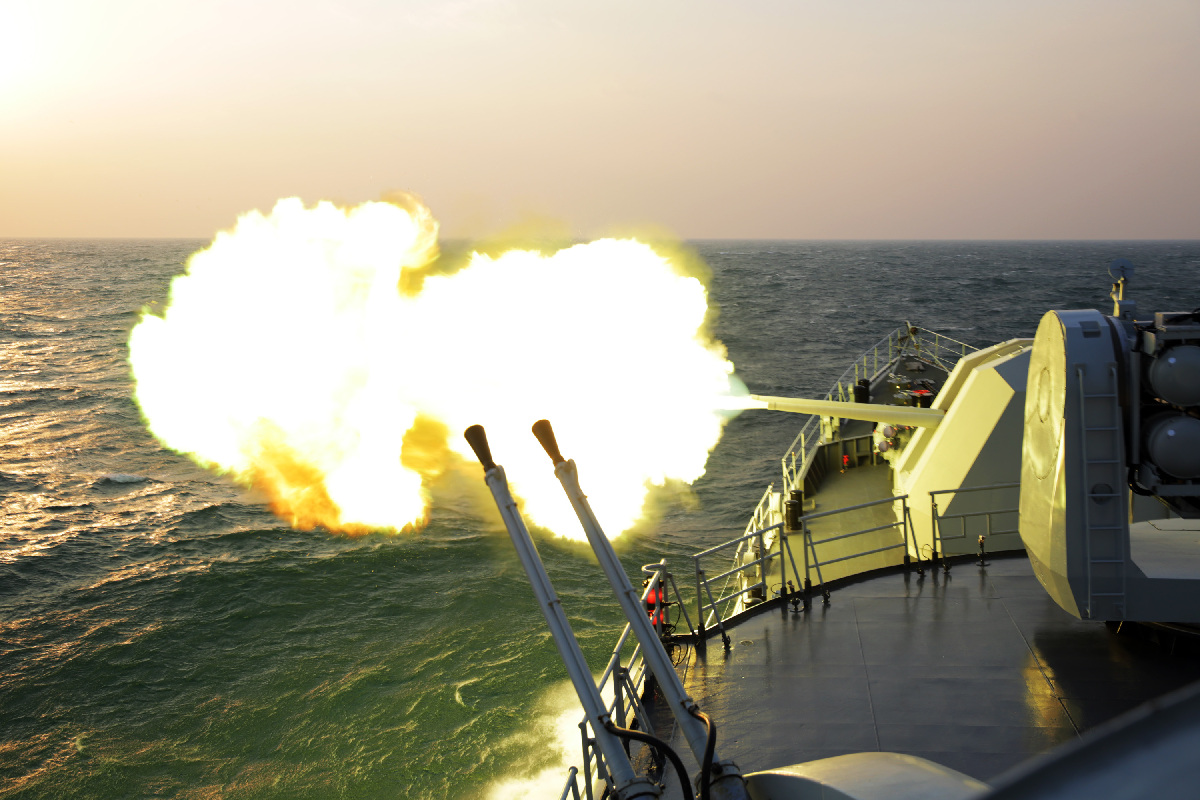 5 中国海军黄海演练投放了什么