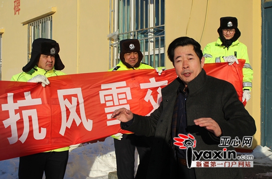 【網絡媒體走轉改】著名軍旅笑星國家一級演員高建新率團到老風口慰問