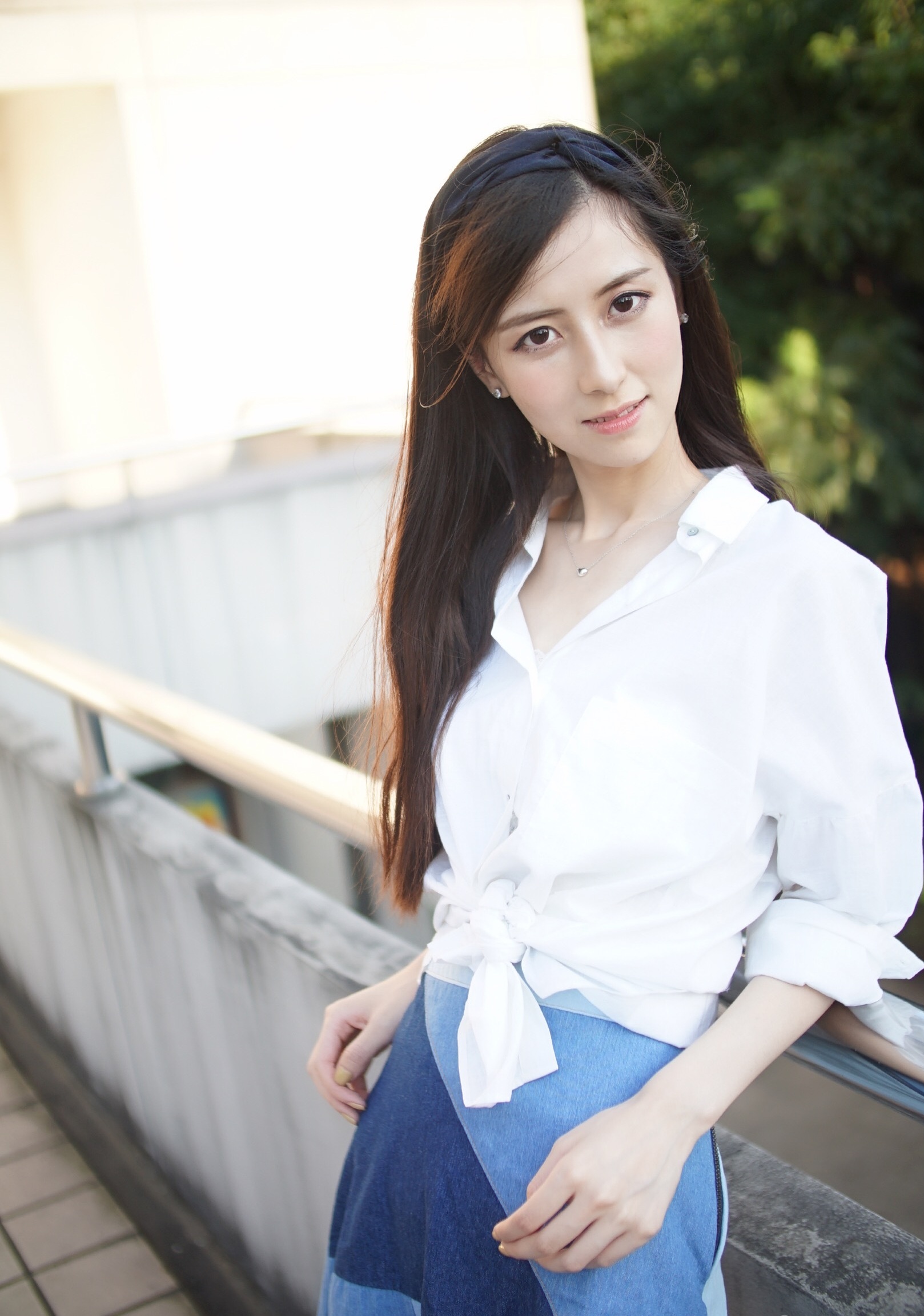 浙传校花逆天颜值大长腿气质脱俗被赞小佟丽娅