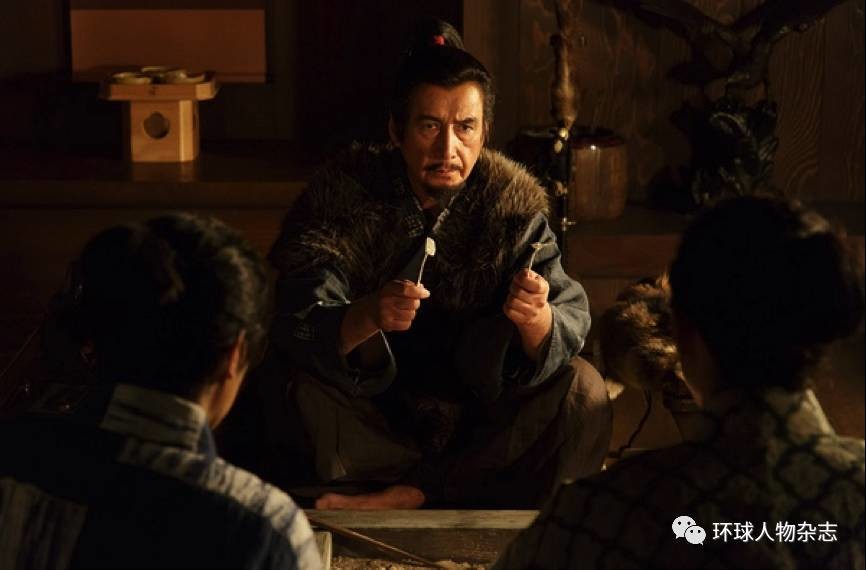 史上最凄凉的日本名将 被抱大腿和猪队友毁灭的一生 剧疯喵来了