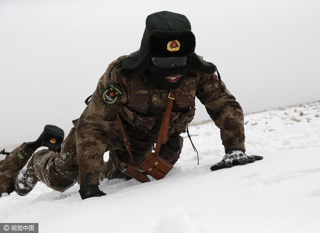 6 西藏阿里零下25℃ 邊防戰士踏雪巡邊