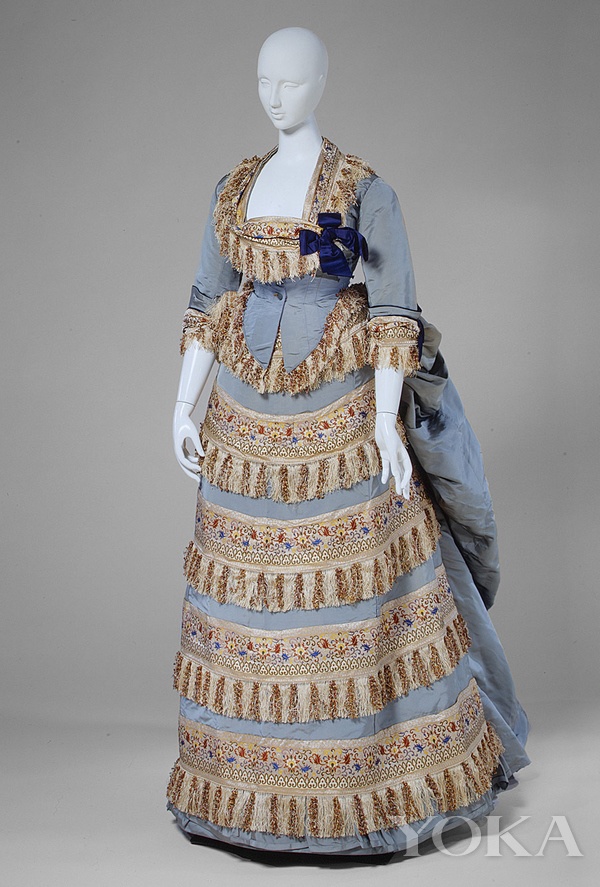 一百多年前的心机boy "高定之父"也积极的自我推销