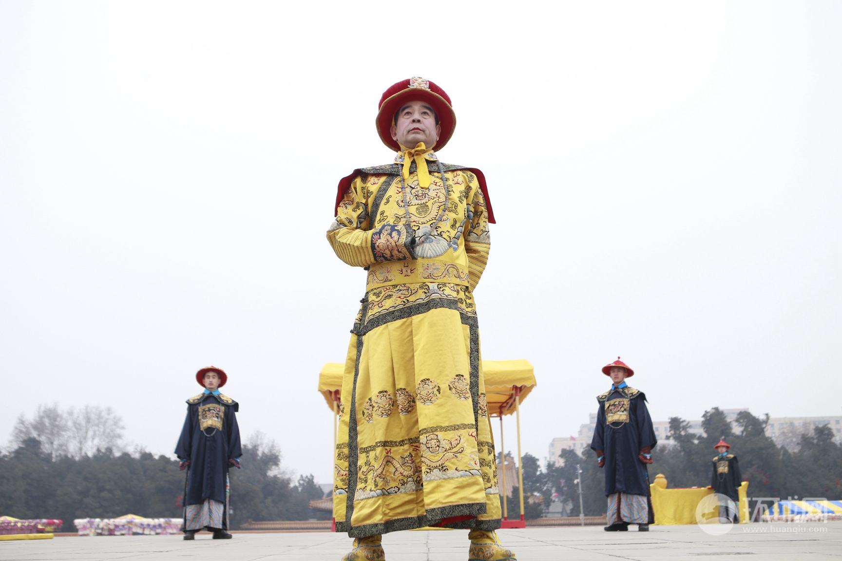 地坛庙会今日开幕 齐学恩连续27年穿龙袍