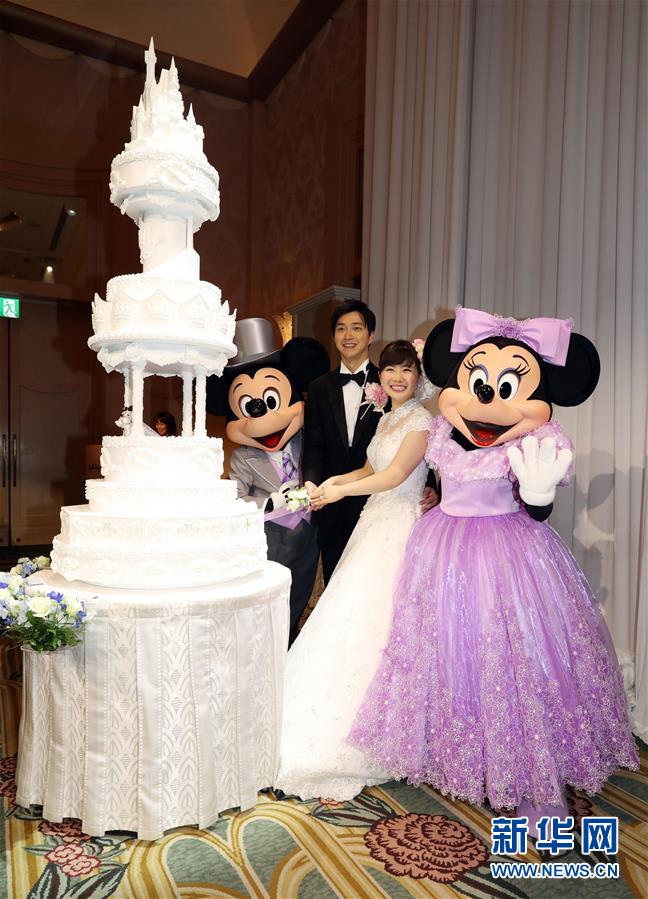 福原爱和江宏杰在东京迪士尼乐园举行婚礼(组图)